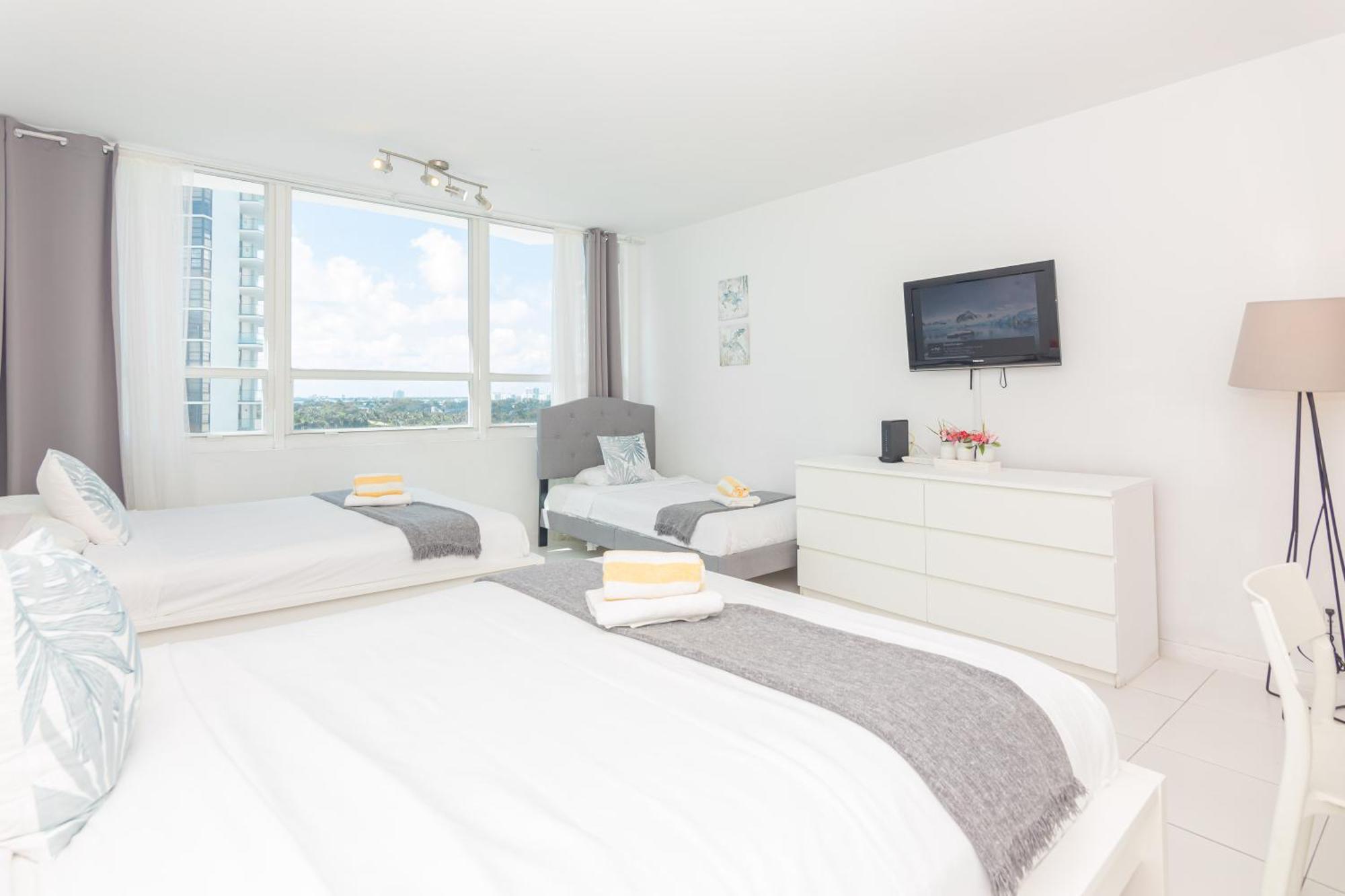 Girasole Rentals Suites Miami Beach Værelse billede