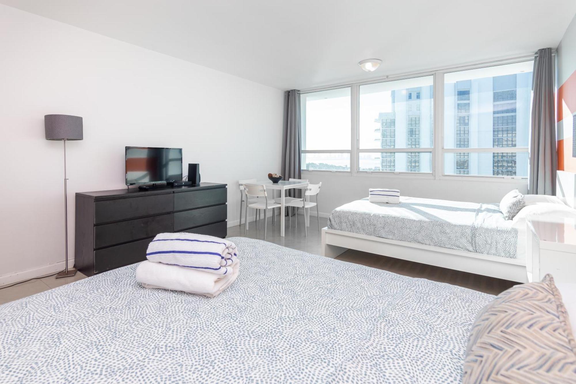 Girasole Rentals Suites Miami Beach Værelse billede